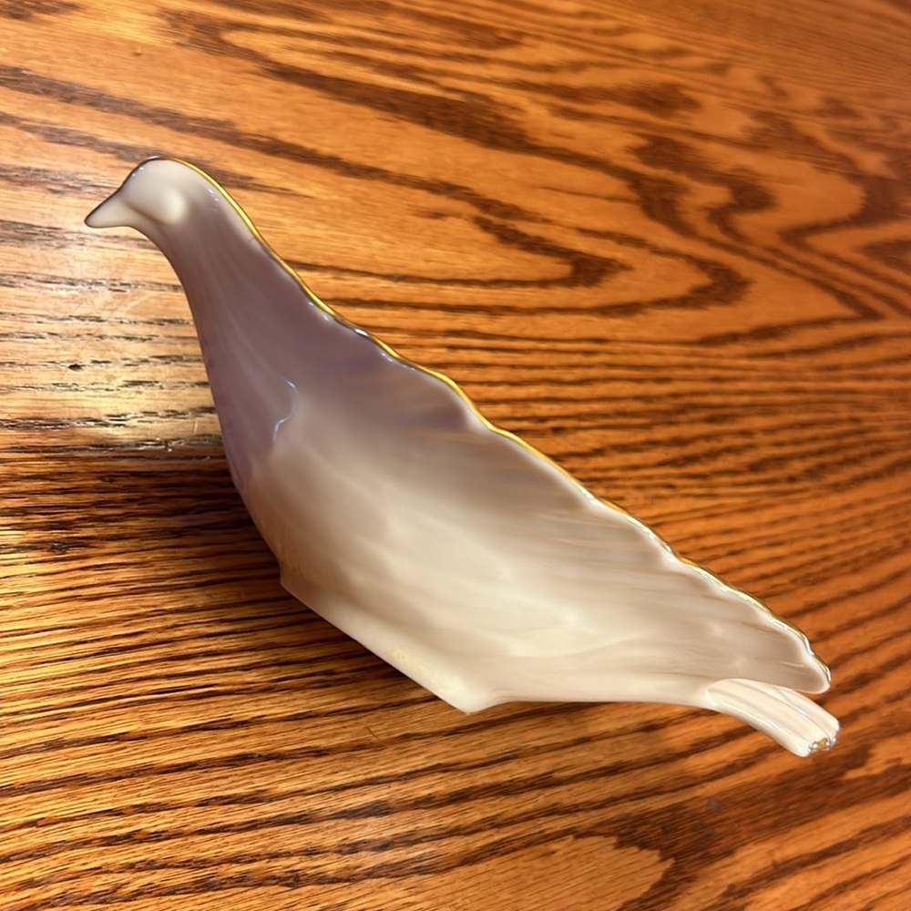 Lenox China Dove Shape 24K Gold & Cream Dish Vintage 1980s